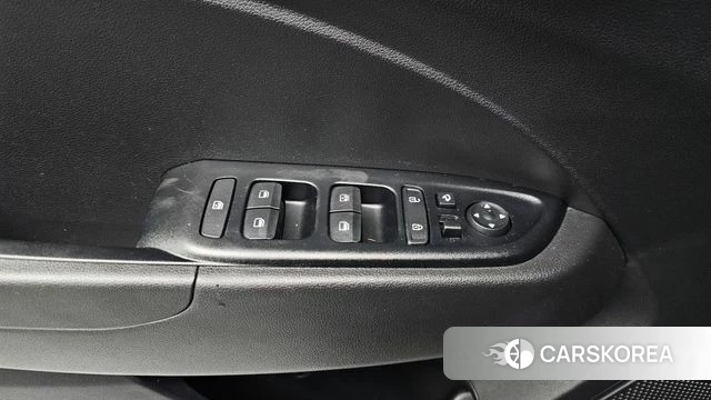 Hyundai Venue id 4284502 из Кореи 19