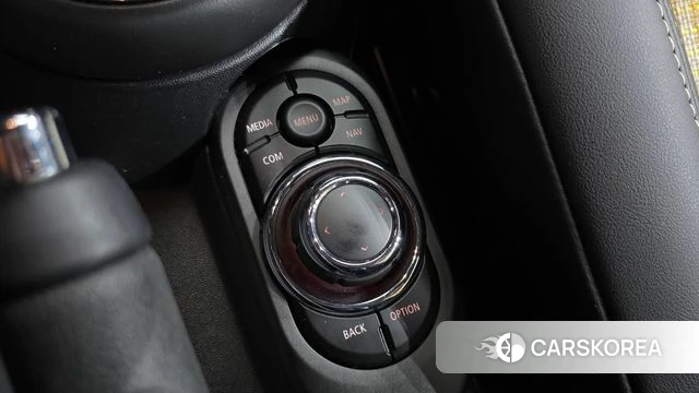 Mini Cooper S Convertible id 4739983 из Кореи 19