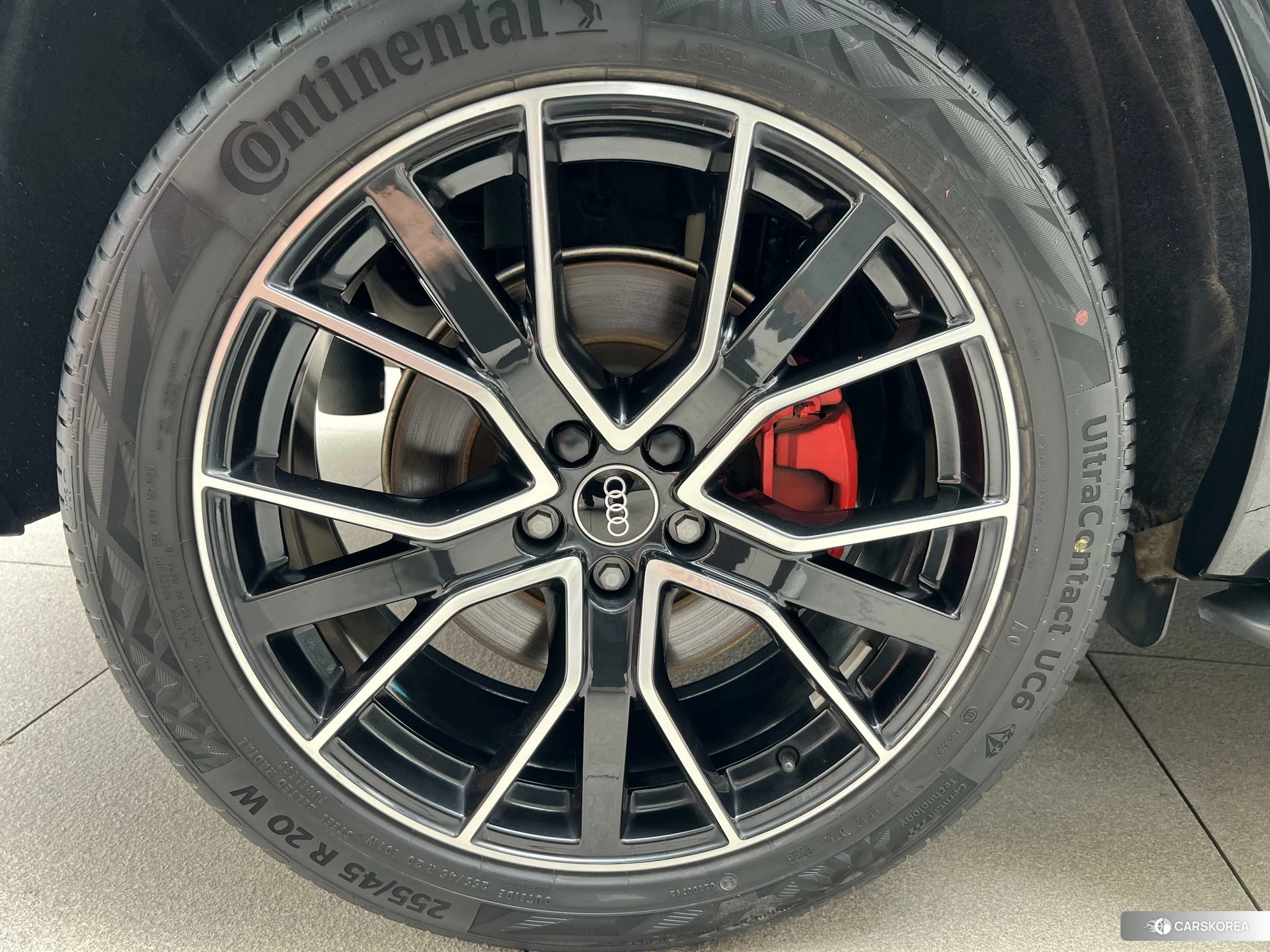 Audi Q5L id 4455099 из Китая 19