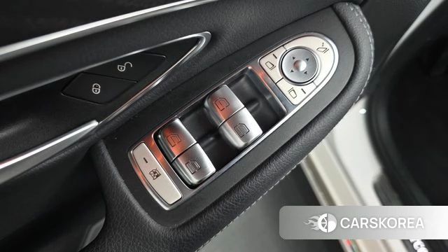 Mercedes-Benz C-Class W205 id 4652162 из Кореи 19