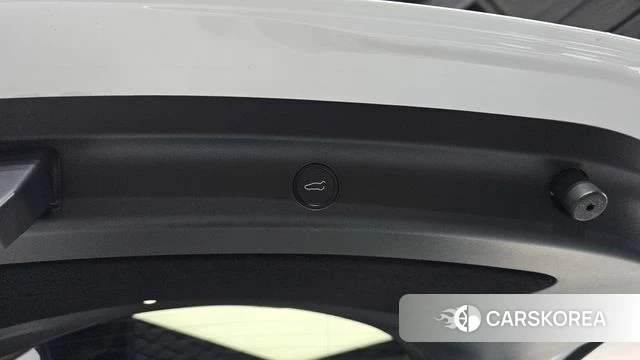 Tesla Model Y id 4778395 из Кореи 19