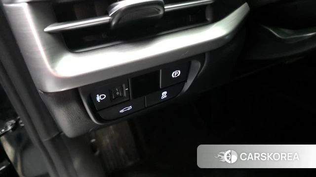 Hyundai Grandeur (GN7) id 4243679 из Кореи 19