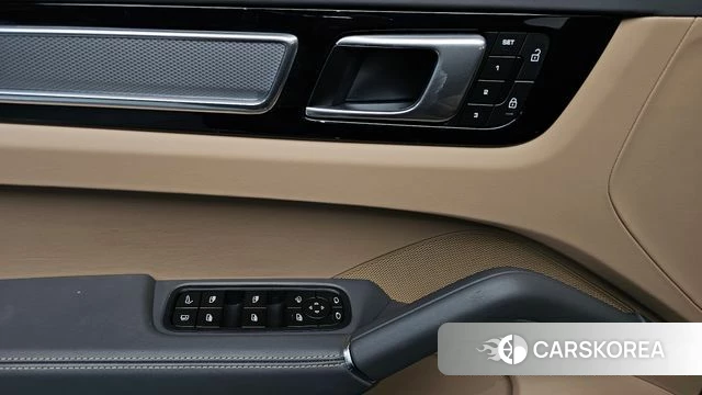 Porsche Cayenne (PO536) id 4687219 из Кореи 19