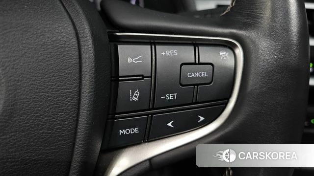 Lexus UX250h id 4250673 из Кореи 19