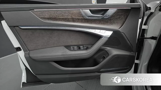 Audi A7 (4K) id 4294338 из Кореи 19
