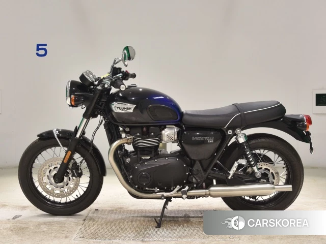Triumph BONNEVILLE T100 id 3946639 из Японии 19
