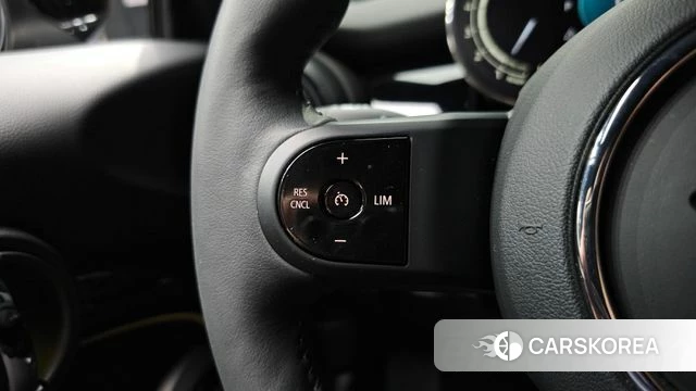 Mini Cooper Convertible id 4773738 из Кореи 19