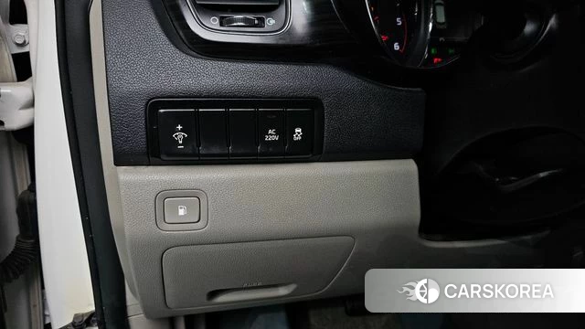Kia The New Carnival id 4269323 из Кореи 19