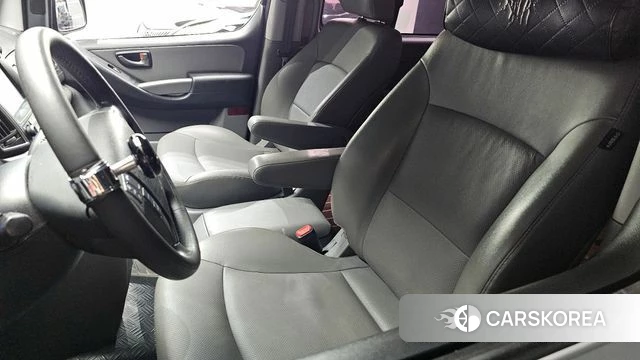 Hyundai The New Grand Starex id 4345577 из Кореи 19
