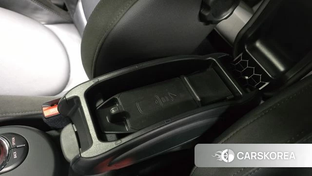 Mini Cooper Electric id 4517022 из Кореи 19