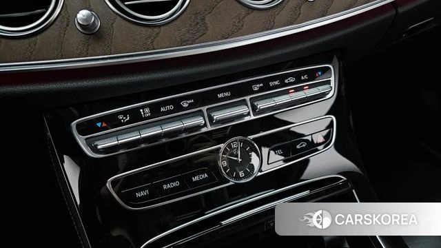 Mercedes-Benz E-Class W213 id 4430002 из Кореи 19