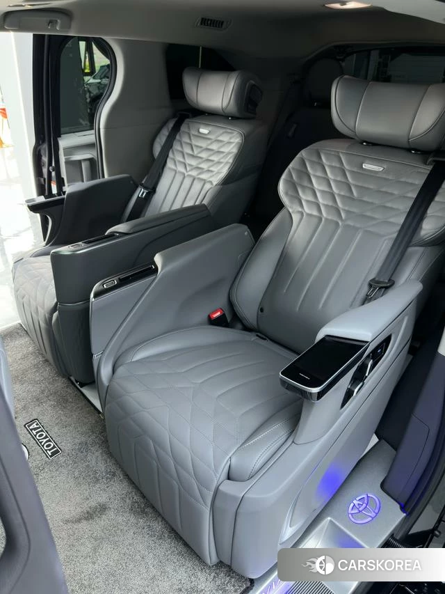 Toyota Grevia id 4329230 из Китая 19