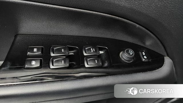 Ssangyong The New Rexton Sports Cannes id 4381640 из Кореи 19