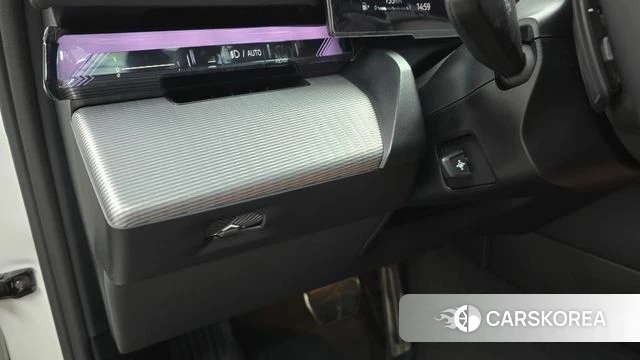 BMW 5 Series (G60) id 4589881 из Кореи 19