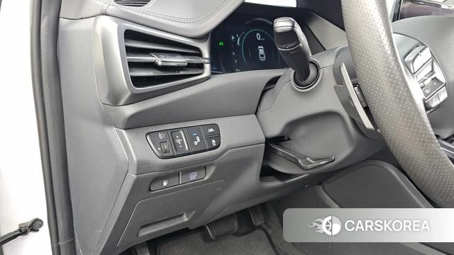 Hyundai The New Ionic Hybrid id 4482808 из Кореи 19
