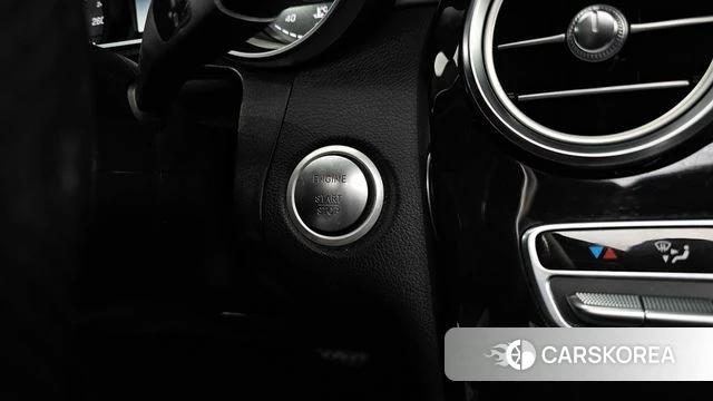 Mercedes-Benz GLC-Class X253 id 4304574 из Кореи 19