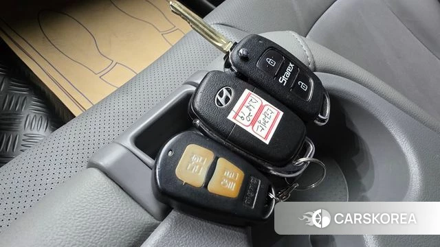 Hyundai The New Grand Starex id 4722463 из Кореи 19