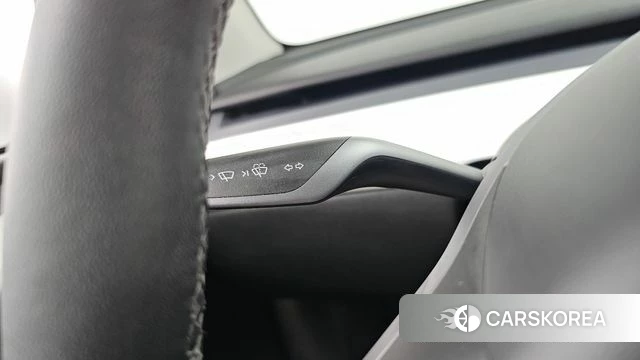 Tesla Model Y id 4792562 из Кореи 19
