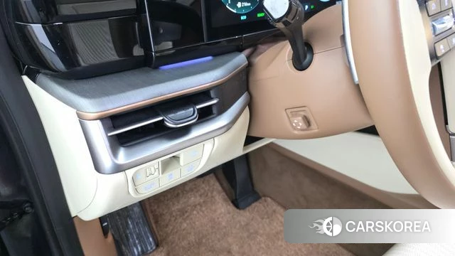 Hyundai Grandeur Hybrid (GN7) id 4730707 из Кореи 19