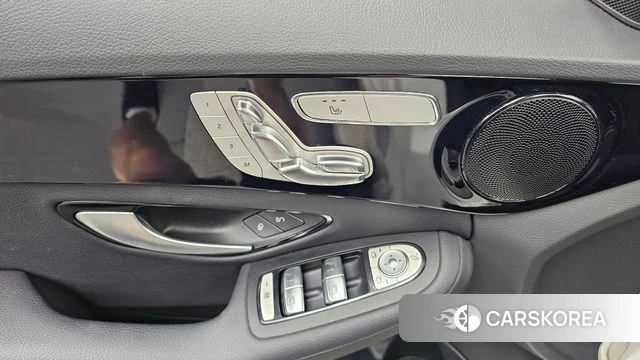 Mercedes-Benz C-Class W205 id 4491194 из Кореи 19
