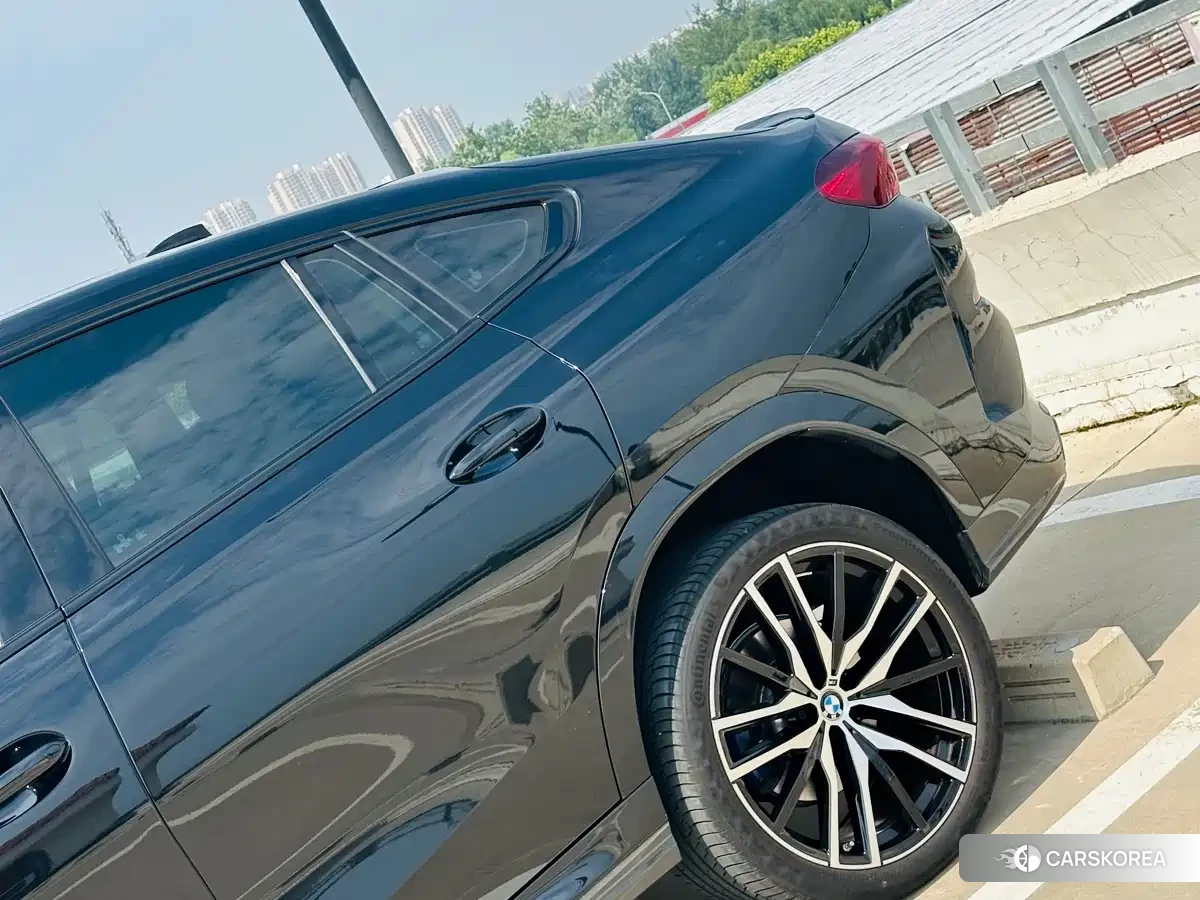 BMW X6 id 4578318 из Китая 19