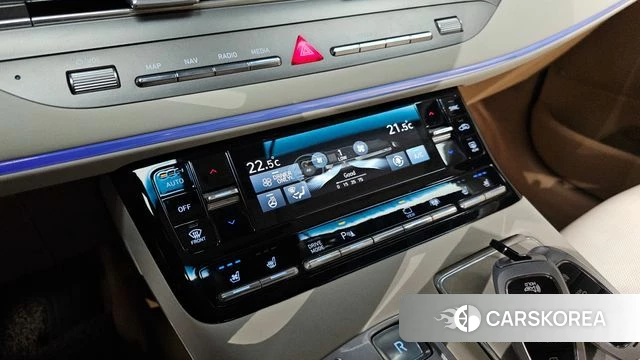 Hyundai The New Grandeur IG Hybrid id 4294347 из Кореи 19