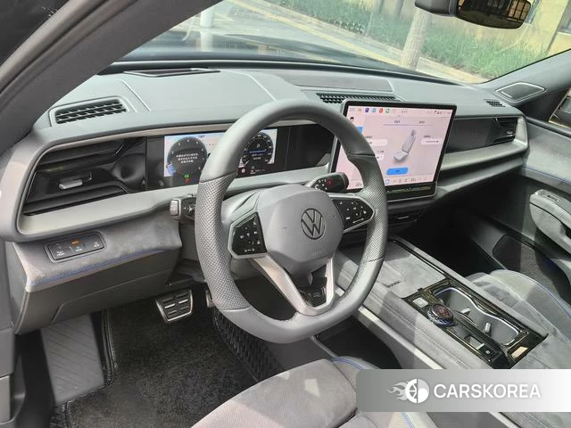 Volkswagen Tourang id 4342293 из Китая 19