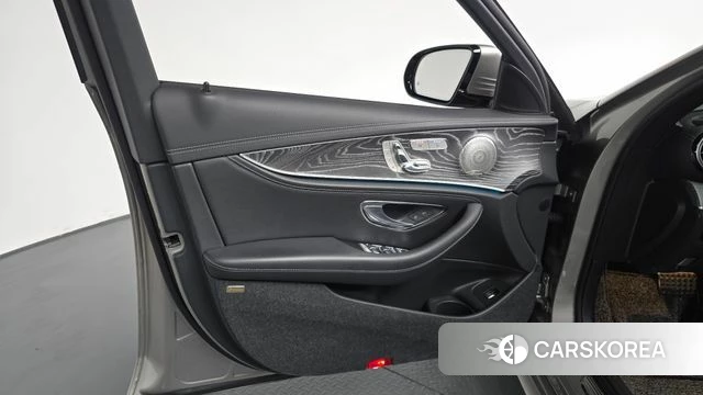 Mercedes-Benz E-Class W213 id 4303225 из Кореи 19