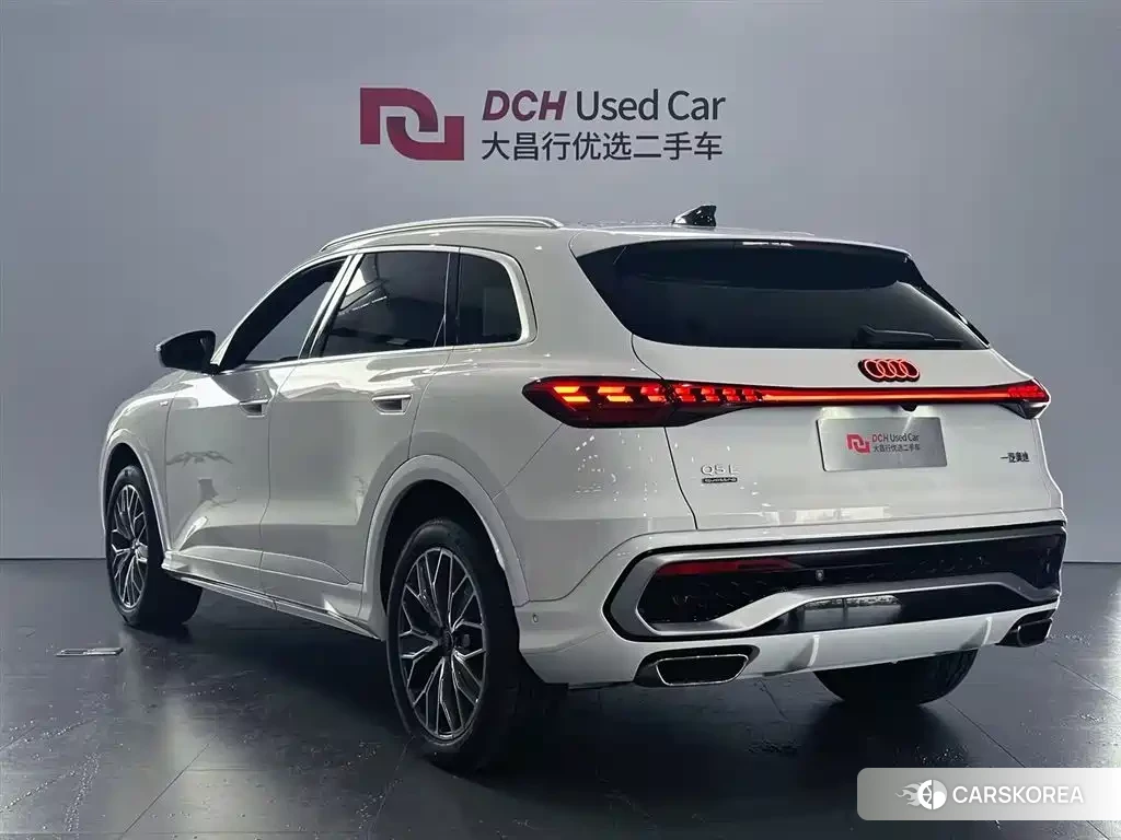 Audi Q5L id 4559834 из Китая 19
