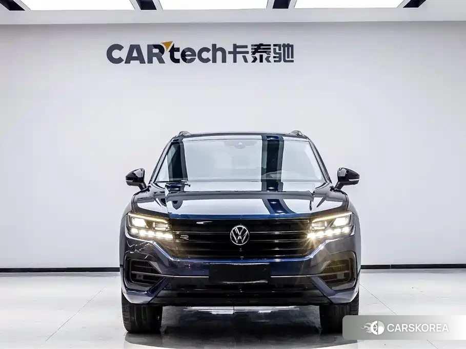 Volkswagen Touareg id 4570746 из Китая 19