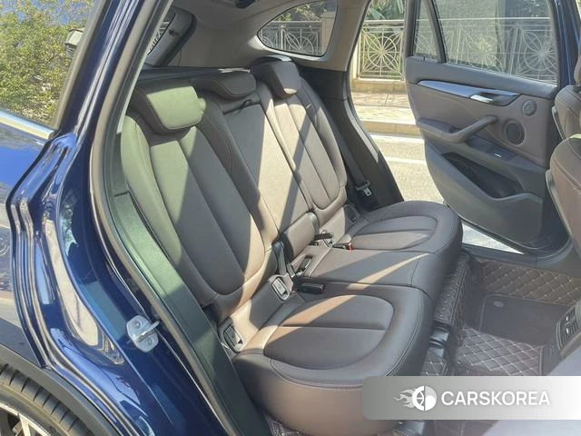 BMW X1 id 3858022 из Китая 19