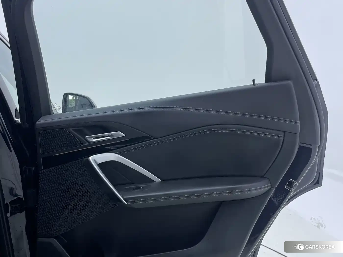 BMW X1 id 4681212 из Китая 19