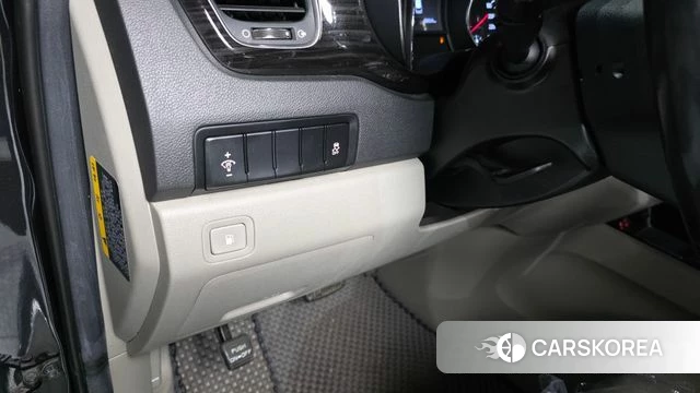 Kia The New Carnival id 4658196 из Кореи 19