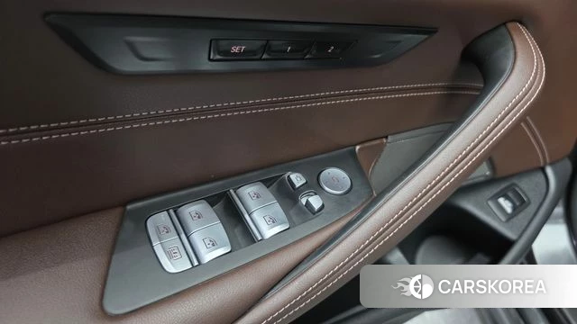 BMW 5 Series (G30) id 4401397 из Кореи 19