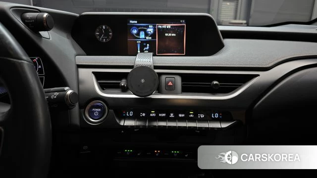 Lexus UX250h id 4458507 из Кореи 19