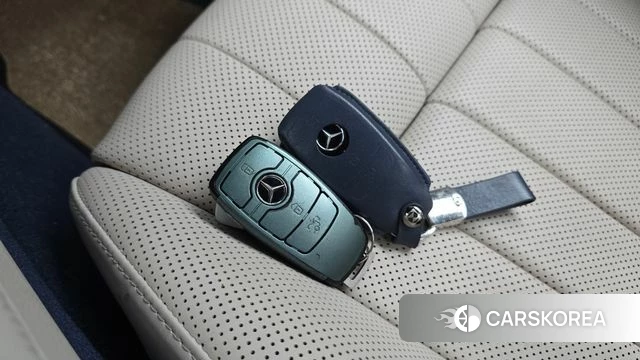 Mercedes-Benz E-Class W213 id 4409949 из Кореи 19
