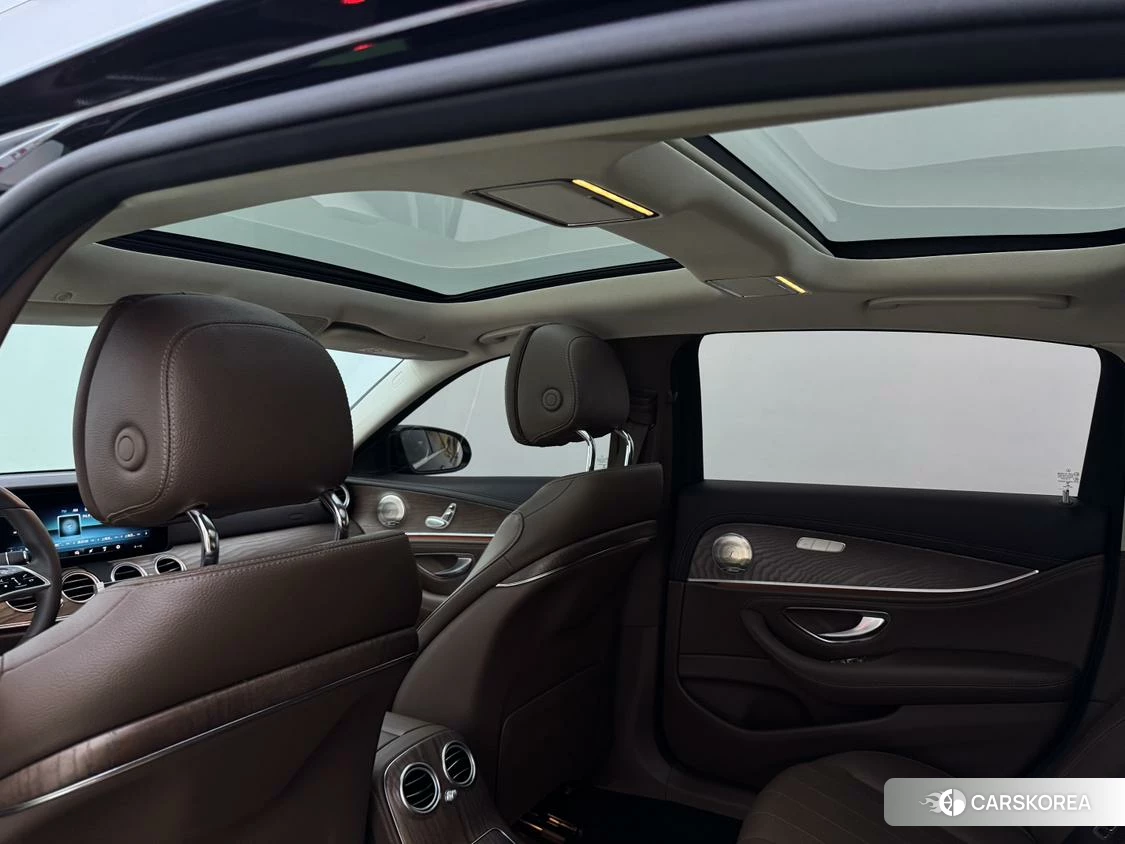 Mercedes-Benz E-class id 4453032 из Китая 19