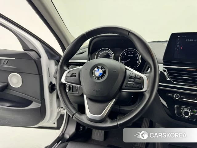 BMW 1 series id 4399894 из Китая 19