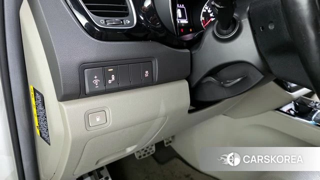 Kia All New Carnival id 4378228 из Кореи 19