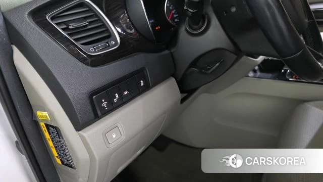 Kia The New Carnival id 4759779 из Кореи 19