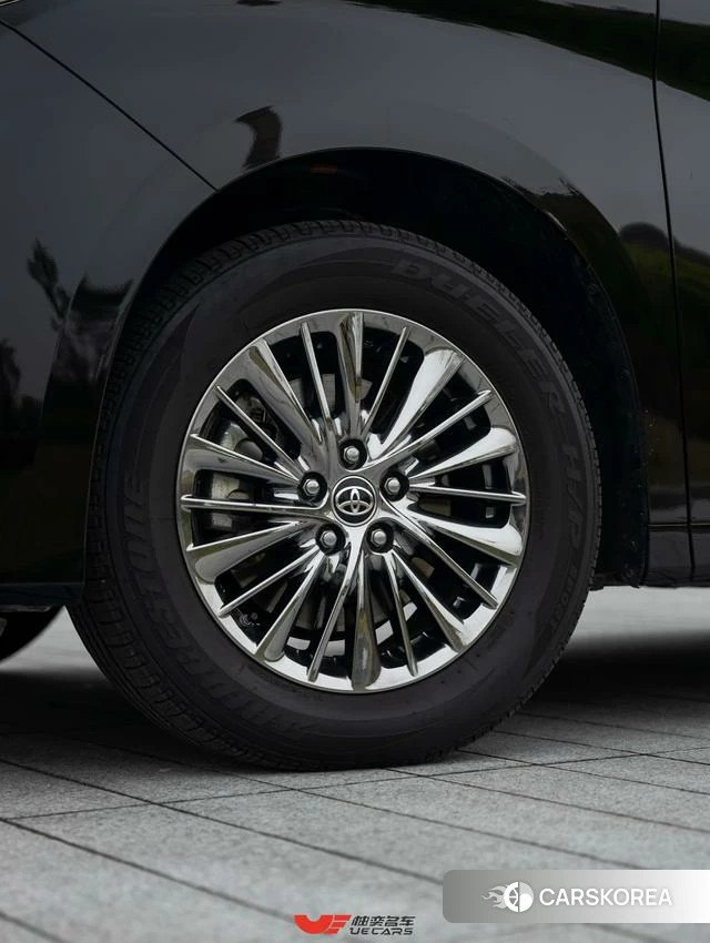 Toyota Elfa id 4253699 из Китая 19