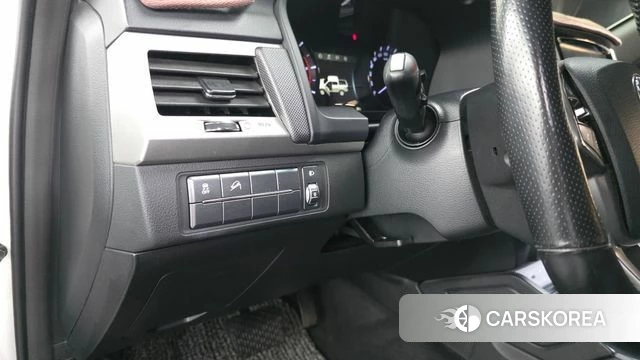 Ssangyong Rexton Sports Cannes id 4637991 из Кореи 19