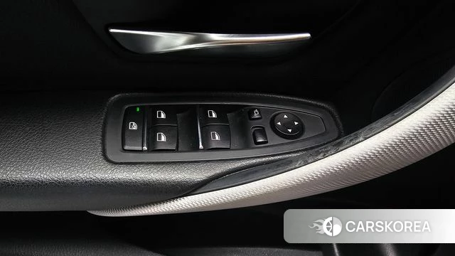 BMW 3 Series (F30) id 4638283 из Кореи 19