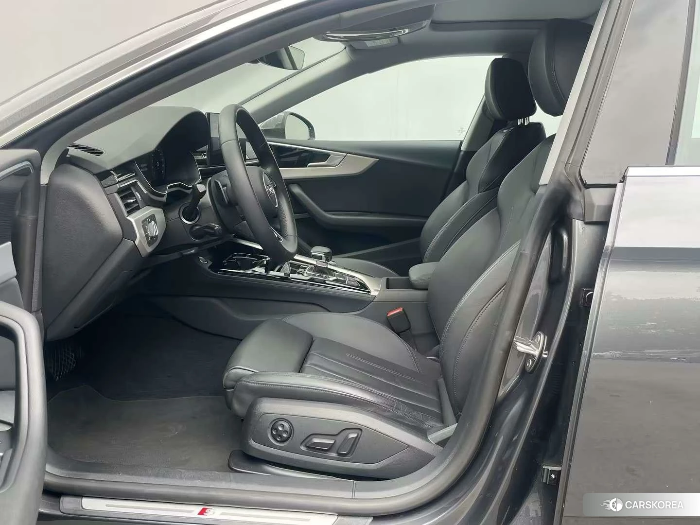 Audi A5 id 4440949 из Китая 19