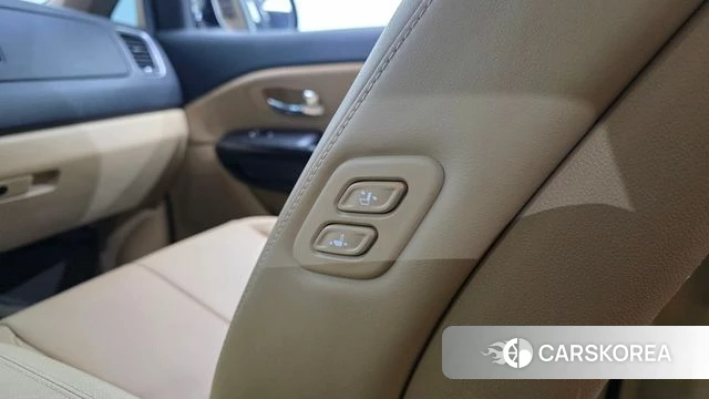 Kia The New Carnival id 4900580 из Кореи 19