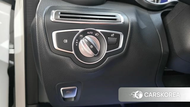 Mercedes-Benz C-Class W205 id 4459165 из Кореи 19
