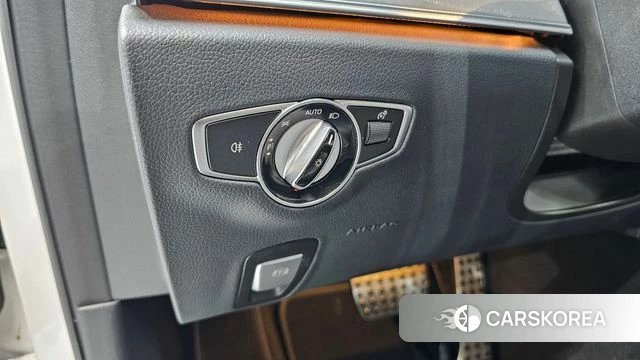 Mercedes-Benz E-Class W213 id 4604385 из Кореи 19