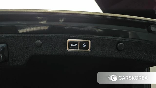 Hyundai Grandeur Hybrid (GN7) id 4686807 из Кореи 19