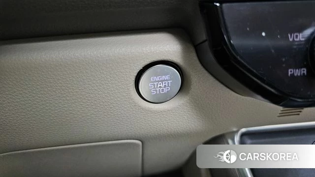 Kia The New Carnival 4th Generation id 4230352 из Кореи 19