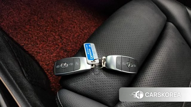 Mercedes-Benz EQC N293 id 4187844 из Кореи 19